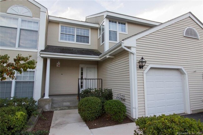 Building Photo - 302 Limner Cir