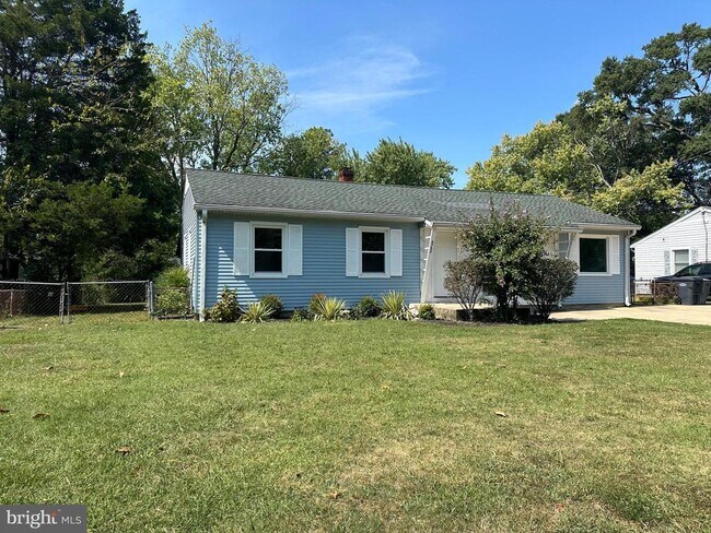 Building Photo - 6732 Harrison Ln