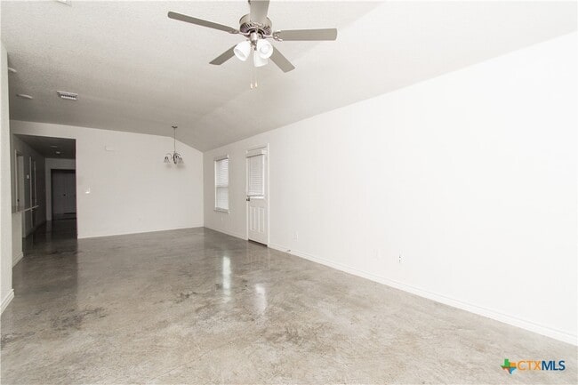 Building Photo - 1004 Barbara Jordan St