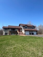 Building Photo - 3865 Stebner Rd