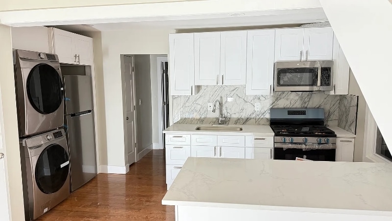 Primary Photo - 478 Fabyan Pl