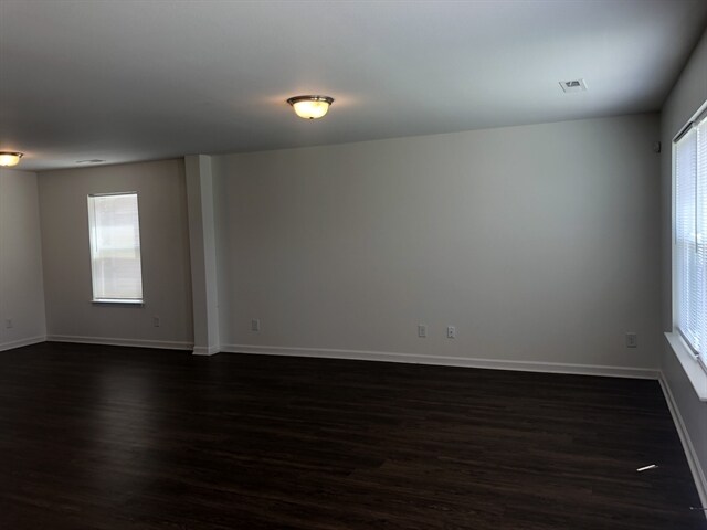 Building Photo - 118 Charndon Way