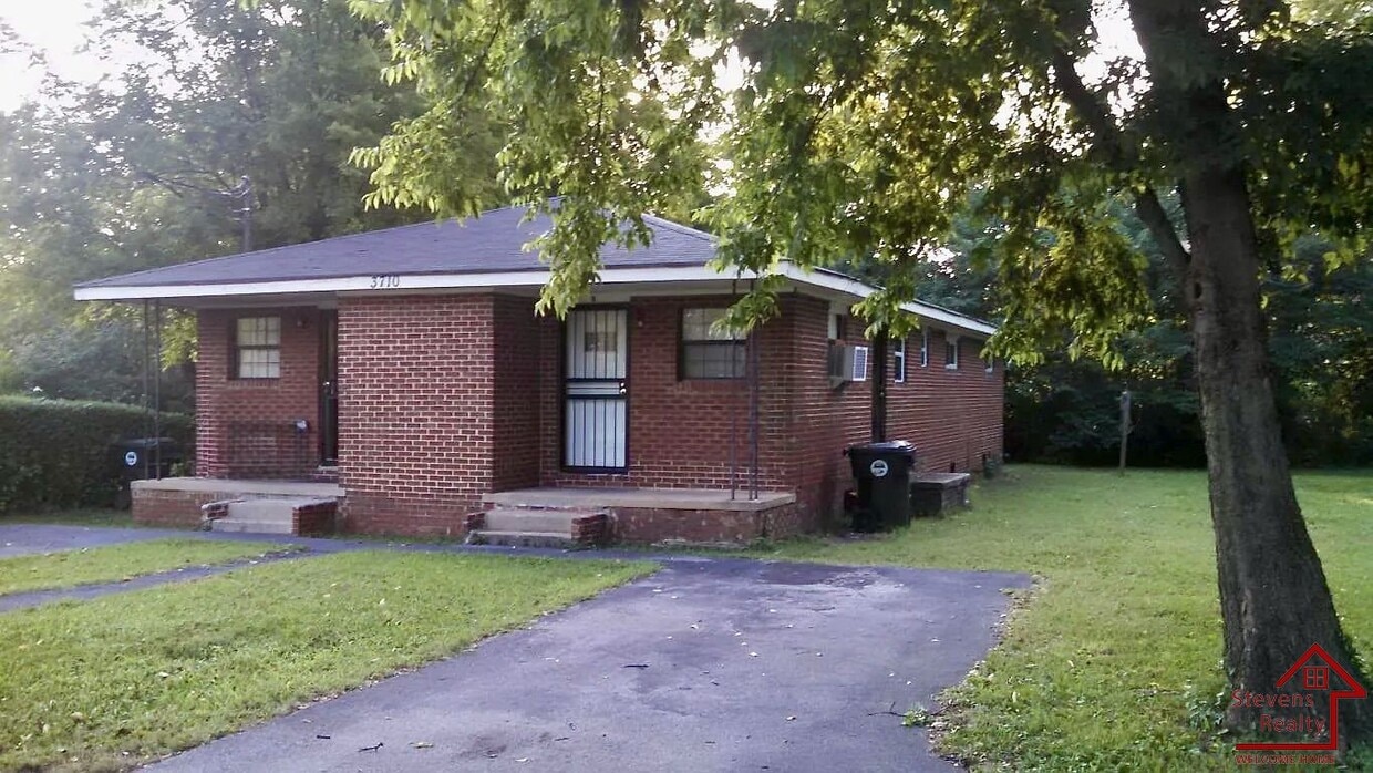 Foto principal - 3710 Central Ave