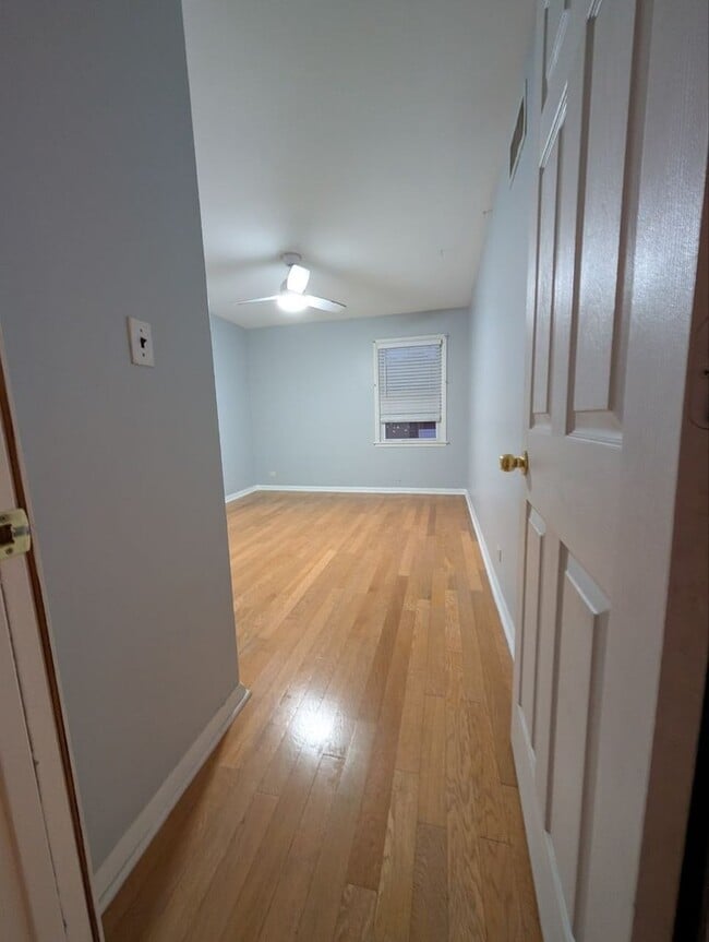 Building Photo - 2525 Westover Ave