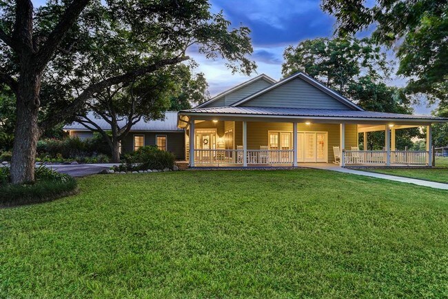 Foto del edificio - 4309 Bowser Rd