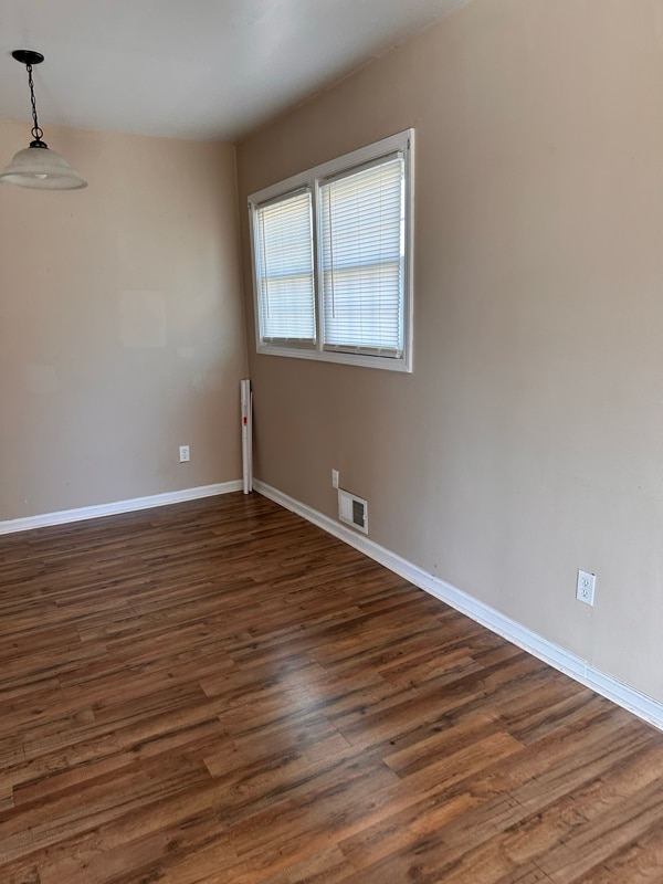 Foto del edificio - 8403 Robin Hill Dr