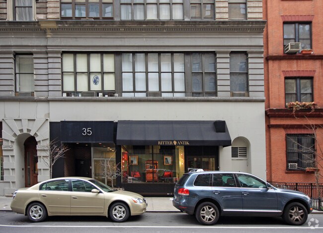 Foto del edificio - 38-58 E 10th St