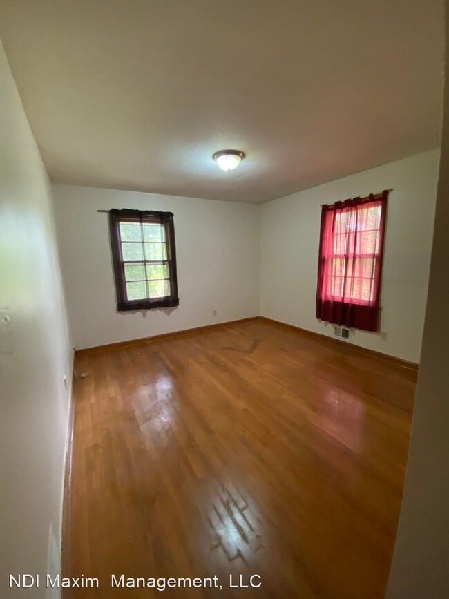 Building Photo - 3 br, 1.5 bath House - 802 Boggs Road SW