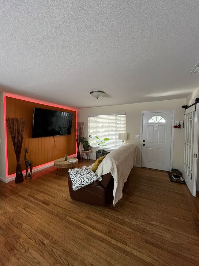 Foto del edificio - 4740 71st St