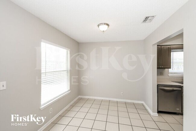 Building Photo - 12732 Clear Springs Dr
