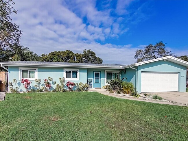 Building Photo - 13589 Croft Dr S