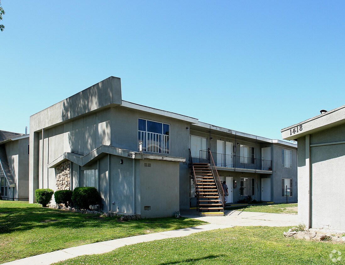 Foto principal - 1422 S Raitt St