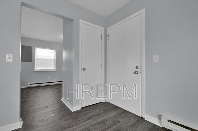 Foto del edificio - 2595 Red Rock Blvd