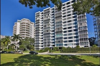 Building Photo - 555 S Gulfstream Ave
