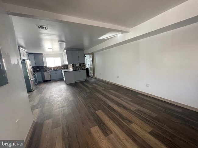 Building Photo - 20 Pennsylvania Ave