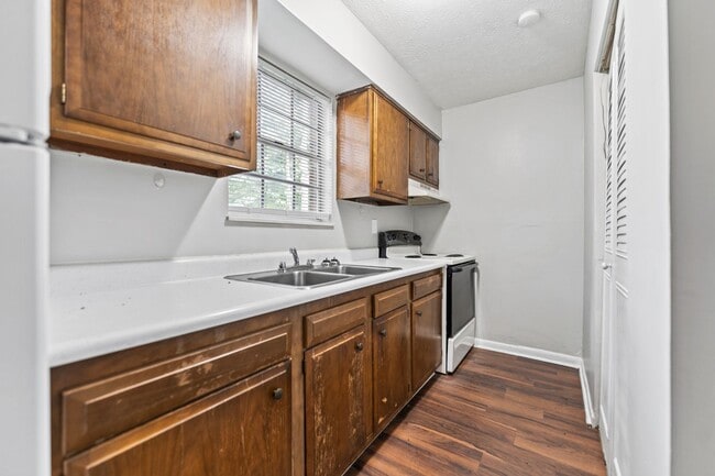 Building Photo - 12511 E Orell Rd