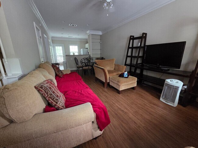 Foto del edificio - 2 Bed 2.5 Bath Condo