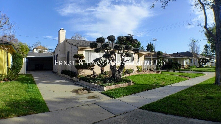 Foto principal - Stunning Long Beach Home in Prime Location