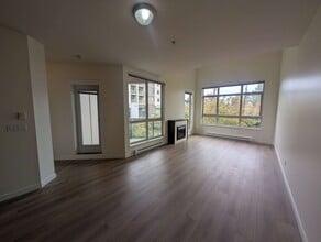 Building Photo - 15918 26 Ave