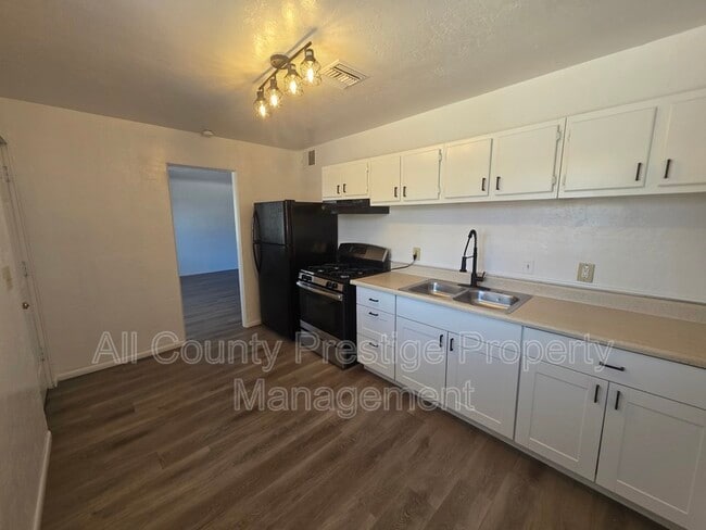 Photo - 1915 East Osborn Road Apartment