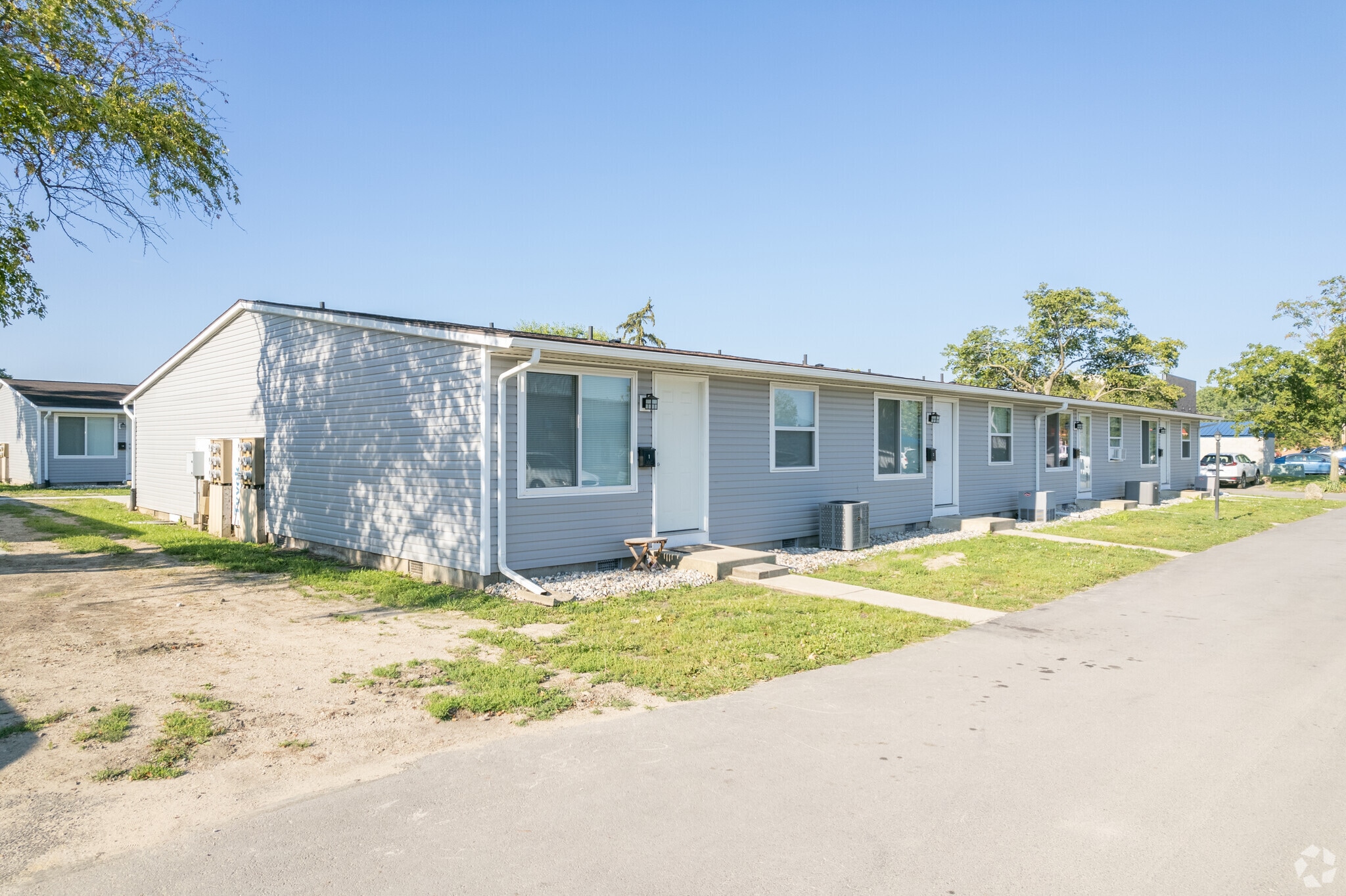 Lamplight Court Apartments – photo 1 of 25