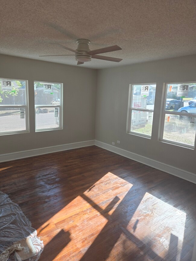 Building Photo - 2400 Lasker Ave