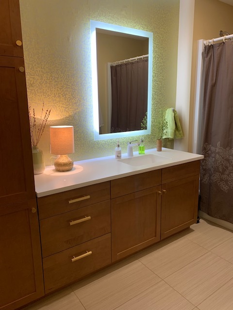 Bath - 29 E 6th St