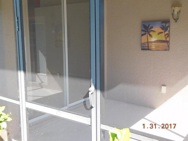 Foto del edificio - 3670 Lakewood Blvd