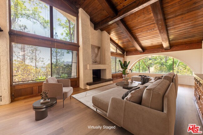 Foto del edificio - 13033 Sky Valley Rd