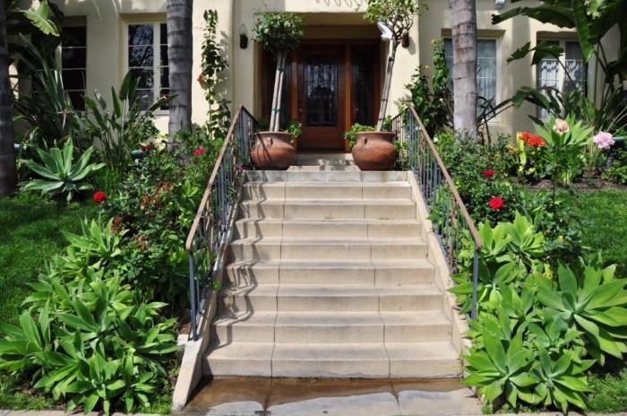 Foto principal - 1 bedroom in Los Angeles CA 90036