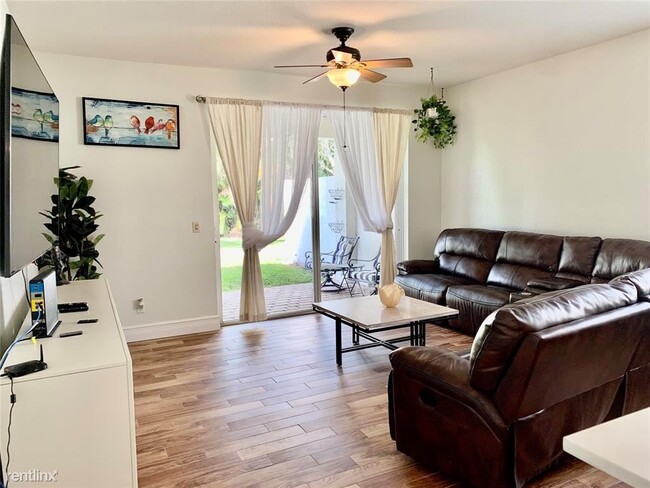 Building Photo - 3 br, 2 bath House - 9139 Citrus Isle Ln
