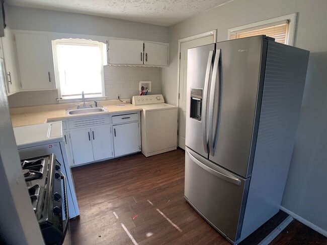 Foto del edificio - For Rent – 3 Bedroom Home in Warr Acres