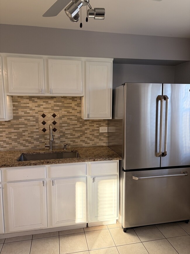 Foto del edificio - 8808 45th Pl