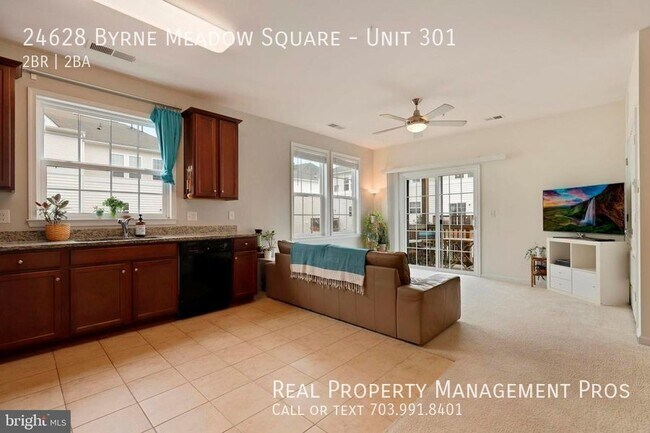 Building Photo - Qualify for a zero security deposit option?