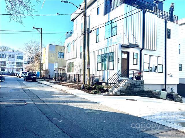 Foto del edificio - 245 Victoria Ave