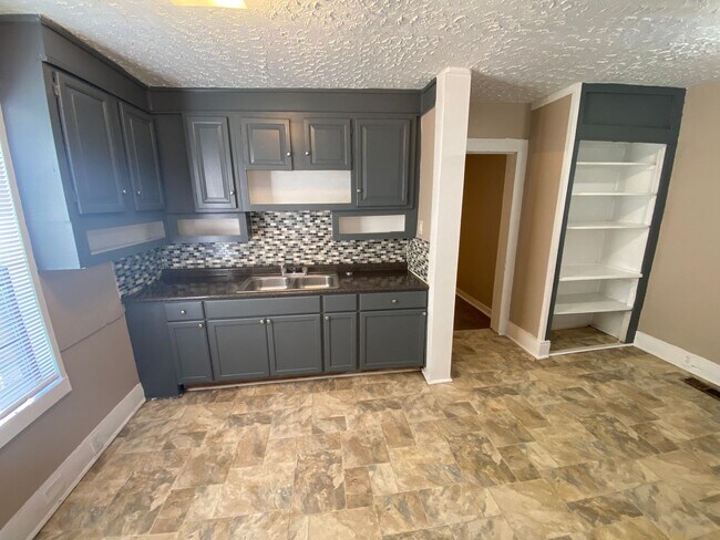 Building Photo - Birmingham/Ensley  - *** APPROVED APPLICAT...