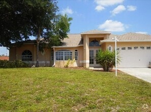 Building Photo - 709 Rue Labeau Cir