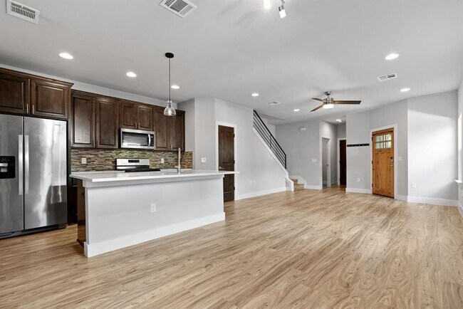 Foto del edificio - 1125 Walton Ln