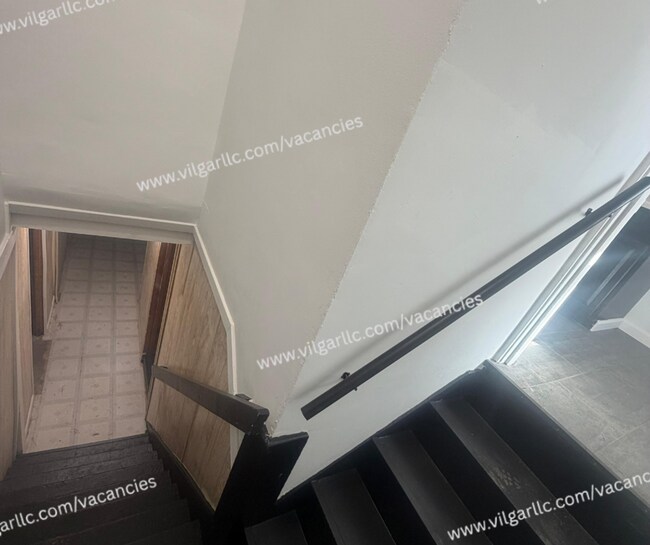 Foto del edificio - For Rent - Spacious 3 Bed/2 Bath Home