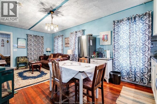 Photo du bâtiment - 42 Pulley Rd