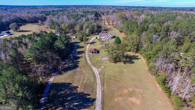 Foto del edificio - 593 Steele Rd
