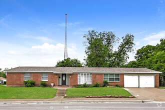 Building Photo - 2712 Evans Ave