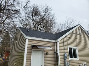 Building Photo - 3432 Concord St