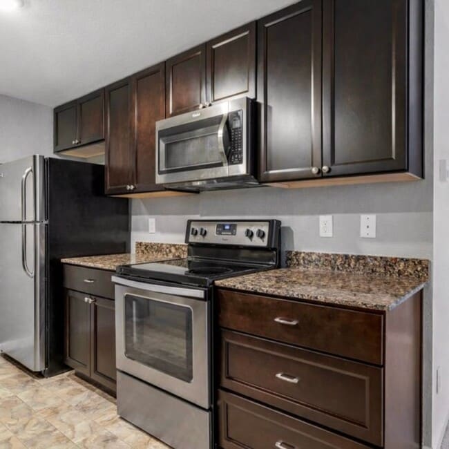 Building Photo - 2-Bedroom, 2-Bathroom End Unit with Covered Balcony