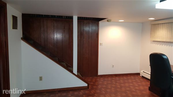 Building Photo - 535 Wigwam Ln