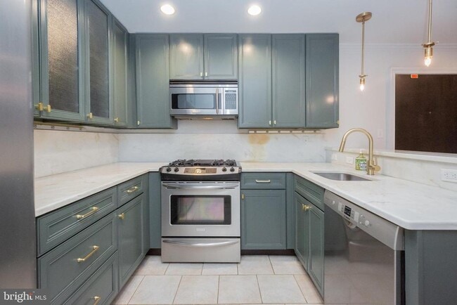 Foto del edificio - 1323 Clifton St NW