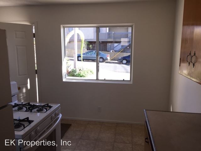 Building Photo - 224 Liverpool Dr