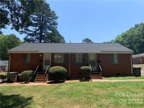 Building Photo - 1911 Manteo Ct