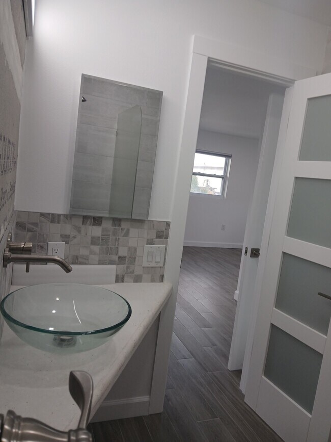 Foto del edificio - 309 Shore Rd