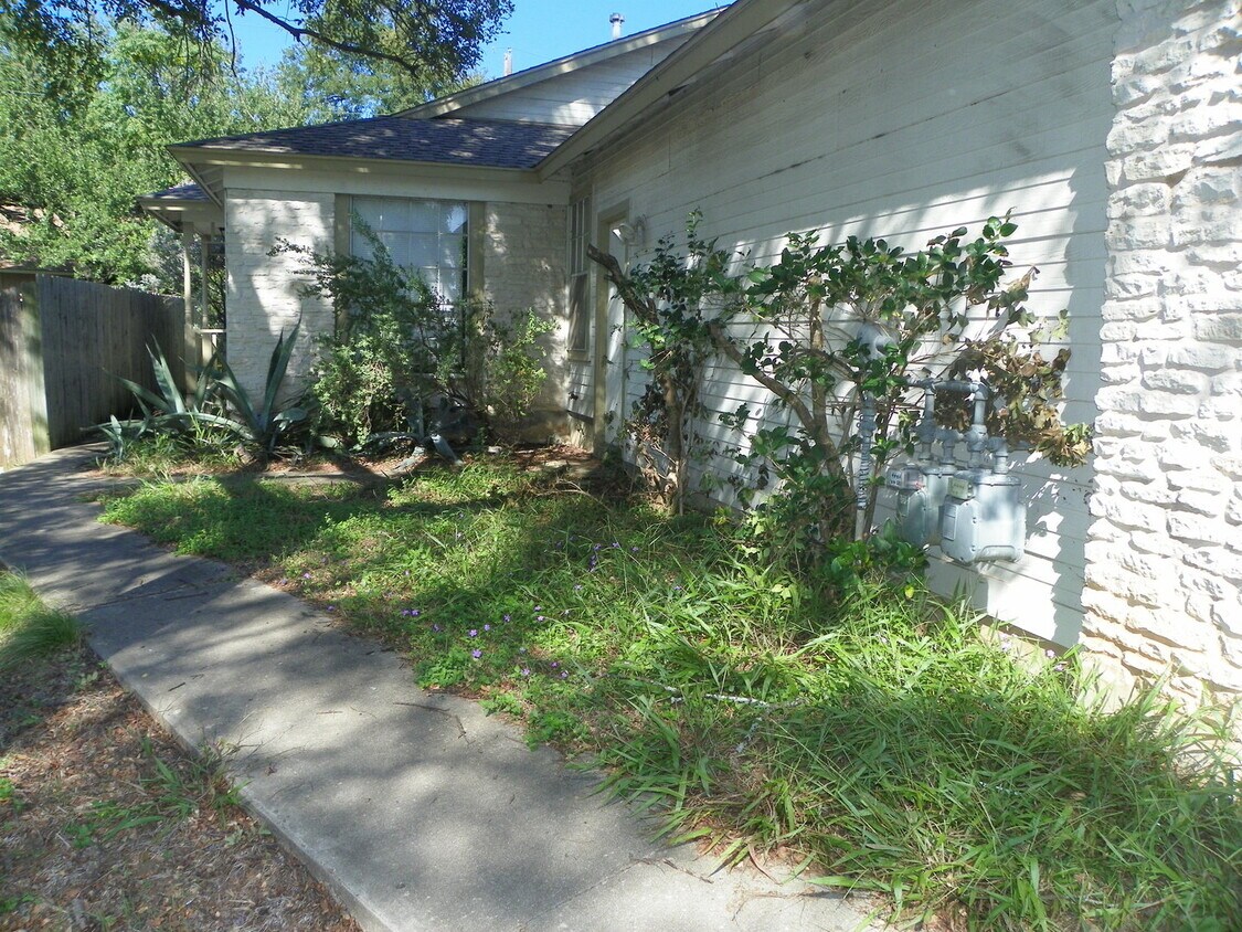 Primary Photo - 4402 Limewood Ct